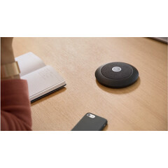 Изглед на Logitech mic pod монтиран в Logitech Mic Pod Moun