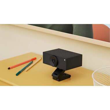 Huddly S1 -  видеоконферентна камера 4K  за малки до средни конферентни зали. Комплект с USB адаптер.