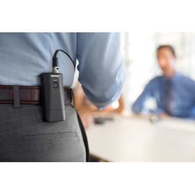 Shure MXW1 - Microflex Wireless хибриден безжичен предавател за тяло